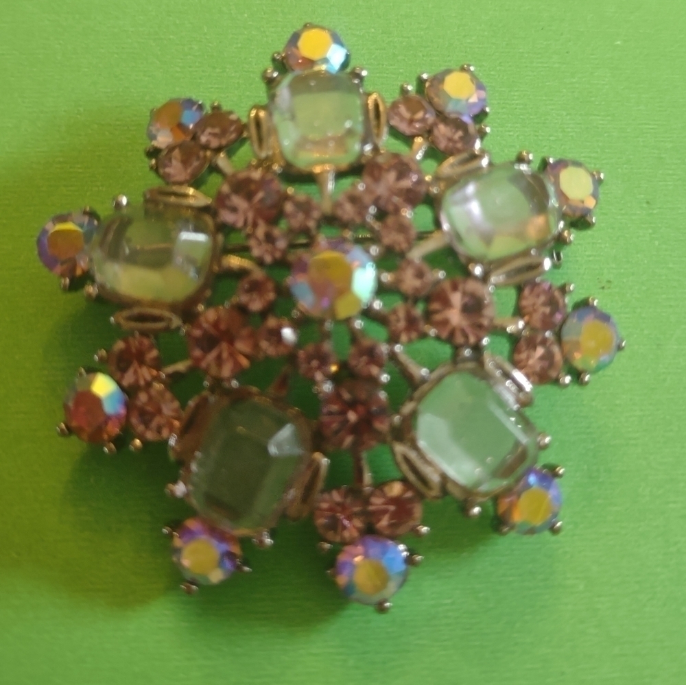 Sparkly women's snow flake brooch pin